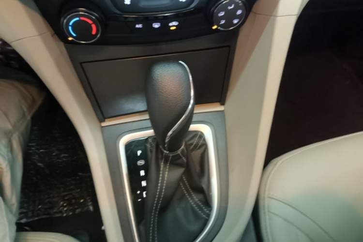 Used Buick GT 2021 Exemplar 1.5L Automatic Elite Version Gear Lever