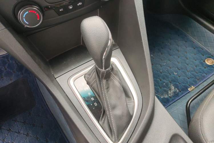 Used Buick GT 2021 Revised Version Flagship 1.5L Automatic Elite Edition Gear Lever