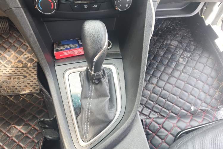 Used Buick GT 2021 Revised Version Flagship 1.5L Automatic Elite Edition Gear Lever