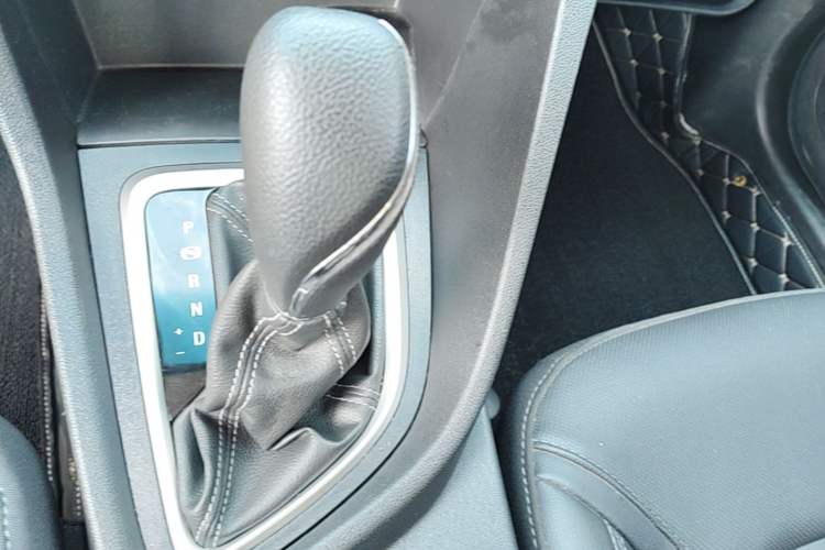 Used Buick GT 2021 Revised Version 1.3T Automatic Mild Hybrid Advanced Edition Gear Lever