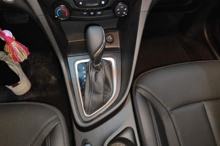 Used Buick GT 2021 Revised Version Flagship 1.5L Automatic Elite Edition Gear Lever