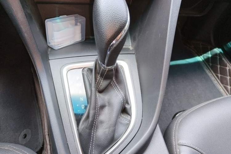 Used Buick GT 2021 1.3T Automatic Mild Hybrid Elite Version Gear Lever