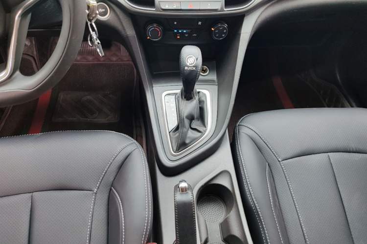 Used Buick GT 2021 Revised Version Flagship 1.5L Automatic Entry-Level Trim Gear Lever