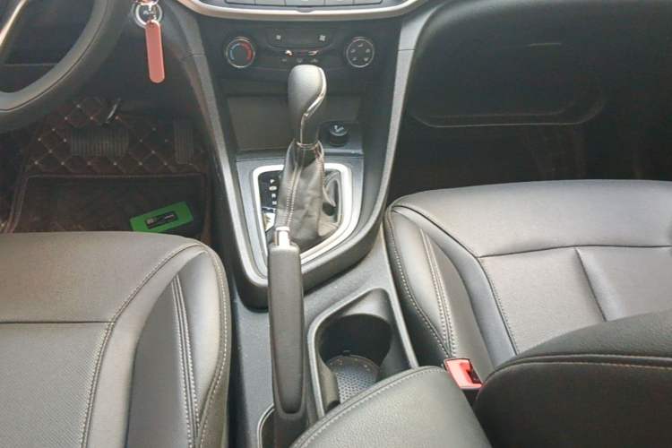 Used Buick GT 2021 Revised Version Flagship 1.5L Automatic Elite Edition Gear Lever