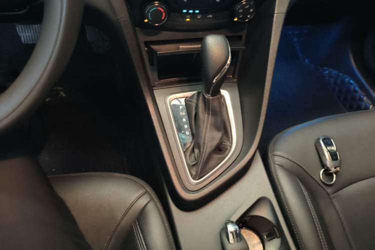 Used Buick GT 2021 Revised Version Flagship 1.5L Automatic Elite Edition Gear Lever