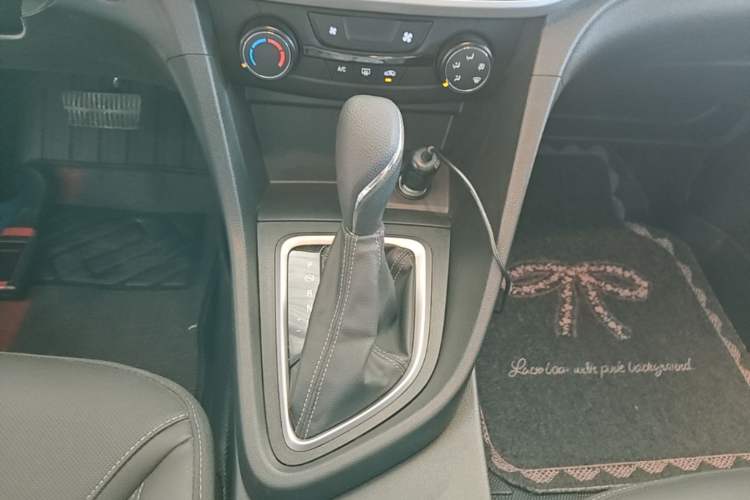 Used Buick GT 2021 Revised Version Flagship 1.5L Automatic Elite Edition Gear Lever