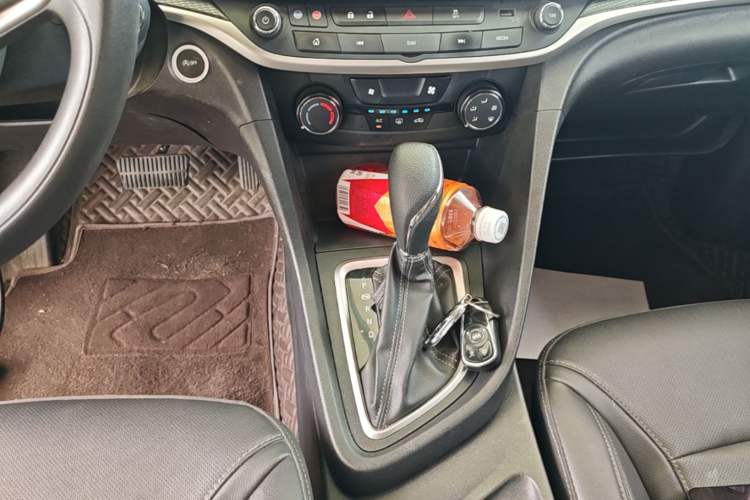 Used Buick GT 2021 Revised Version Flagship 1.5L Automatic Elite Edition Gear Lever