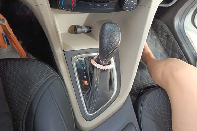 Used Buick GT 2021 Exemplar 1.5L Automatic Elite Version Gear Lever