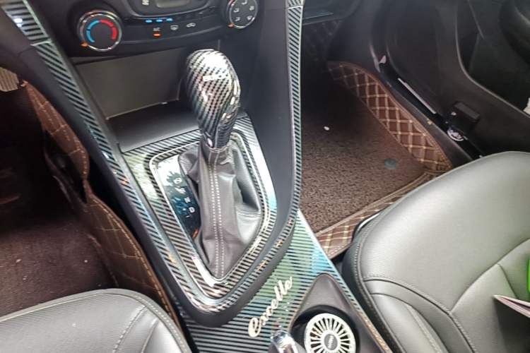Used Buick GT 2021 Revised Version 1.3T Automatic Mild Hybrid Elite Edition Gear Lever