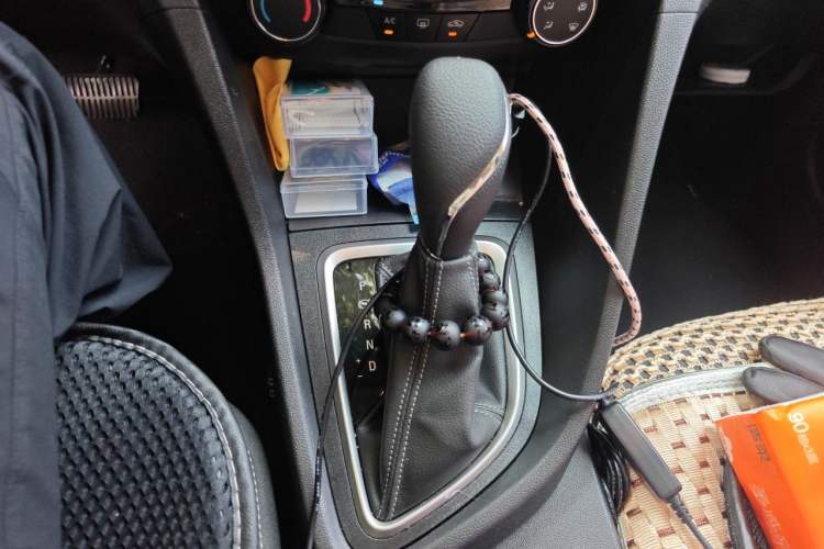Used Buick GT 2021 Revised Version Flagship 1.5L Automatic Elite Edition Gear Lever