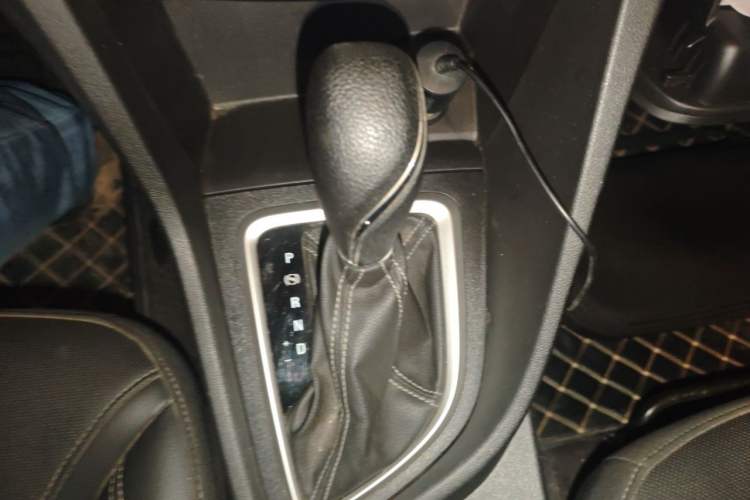 Used Buick GT 2021 Revised Version Flagship 1.5L Automatic Elite Edition Gear Lever