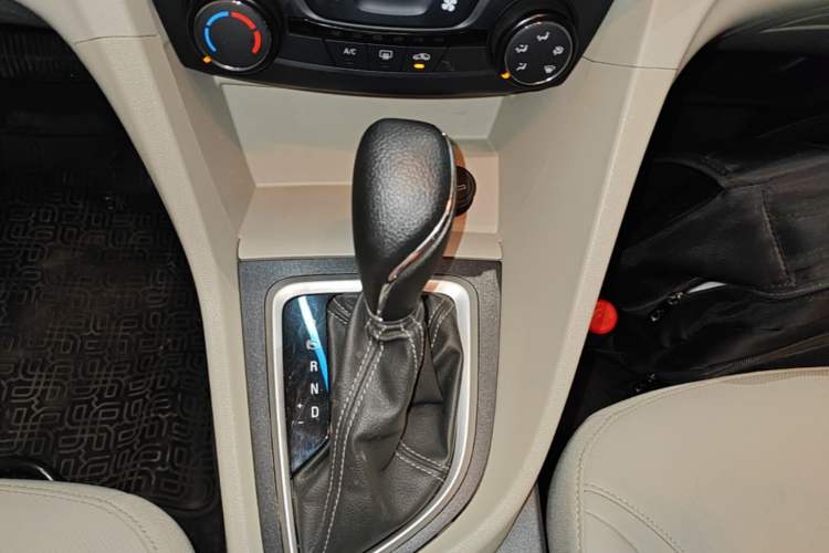 Used Buick GT 2021 Exemplar 1.5L Automatic Elite Version Gear Lever
