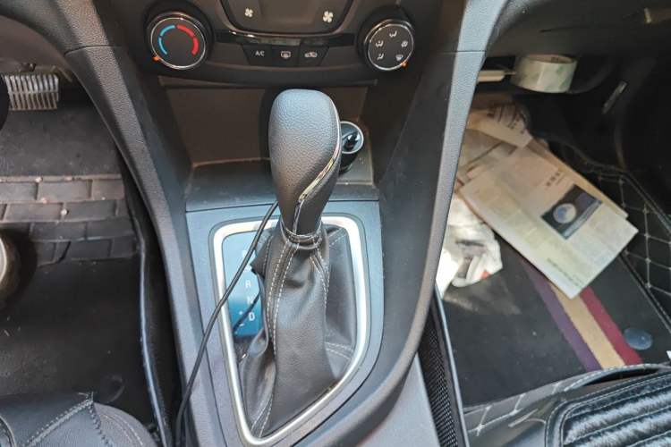 Used Buick GT 2021 Revised Version Flagship 1.5L Automatic Elite Edition Gear Lever