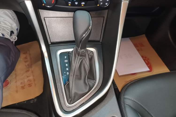 Used Buick GT 2021 Revised Version Flagship 1.5L Automatic Elite Edition Gear Lever