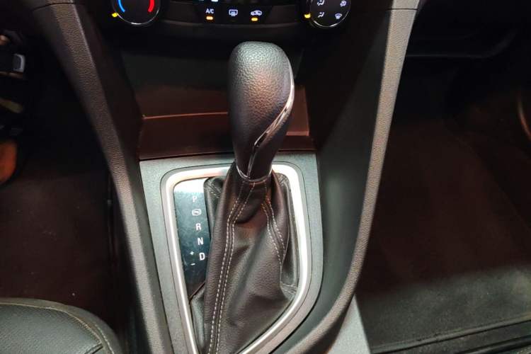 Used Buick GT 2021 Revised Version Flagship 1.5L Automatic Elite Edition Gear Lever