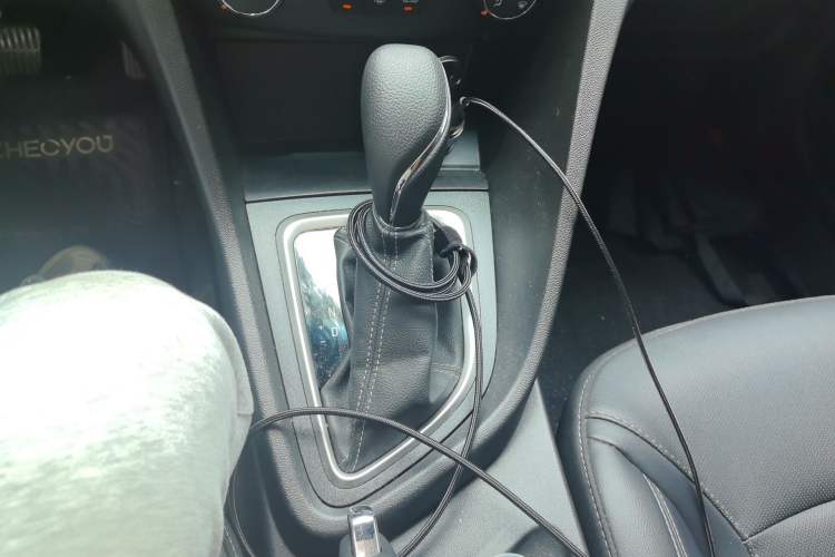 Used Buick GT 2021 Revised Version Flagship 1.5L Automatic Elite Edition Gear Lever