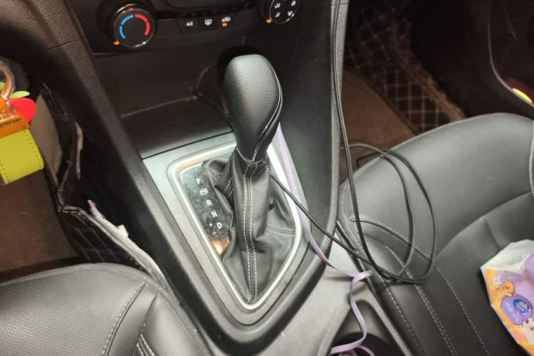 Used Buick GT 2021 Revised Version Flagship 1.5L Automatic Elite Edition Gear Lever