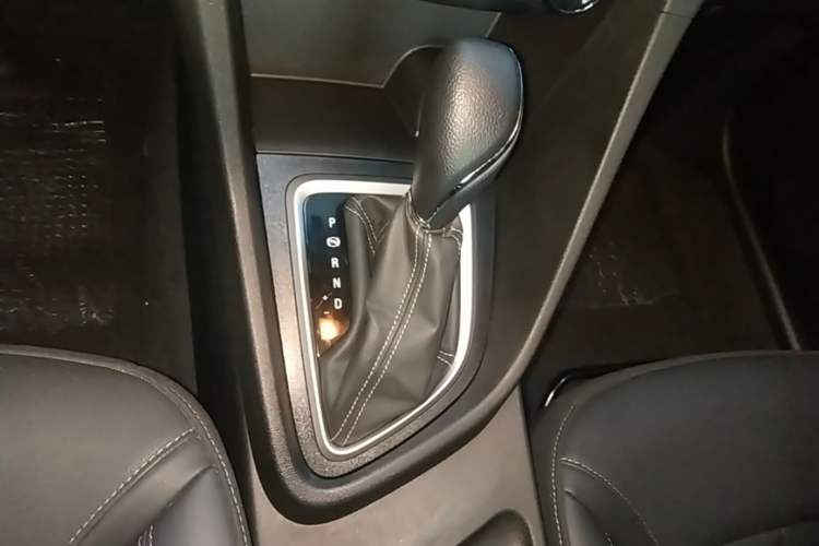 Used Buick GT 2021 Revised Version Flagship 1.5L Automatic Elite Edition Gear Lever