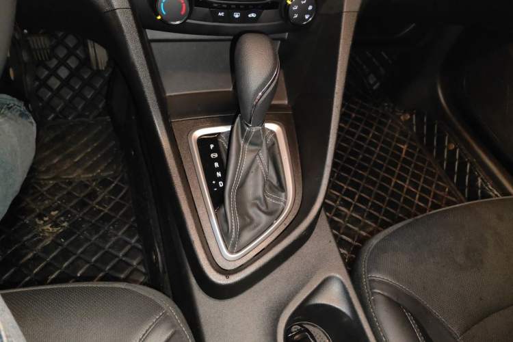 Used Buick GT 2021 Revised Version Flagship 1.5L Automatic Elite Edition Gear Lever