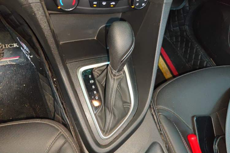 Used Buick GT 2021 1.3T Automatic Mild Hybrid Elite Version Gear Lever