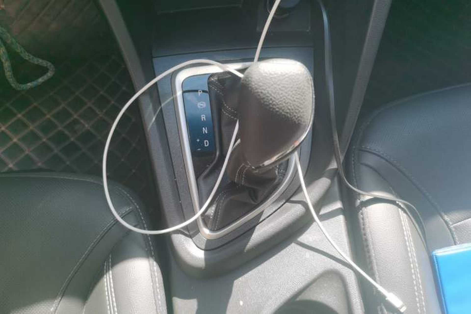 Used Buick GT 2021 Revised Version 1.3T Automatic Mild Hybrid Elite Edition Gear Lever