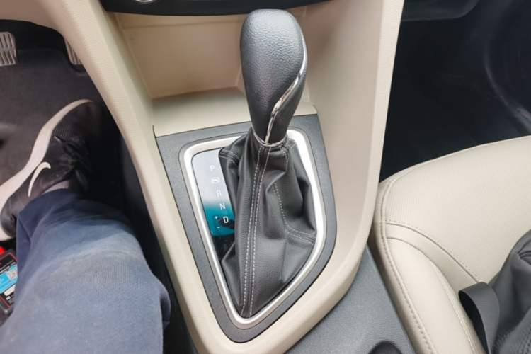 Used Buick GT 2021 Exemplar 1.5L Automatic Elite Version Gear Lever