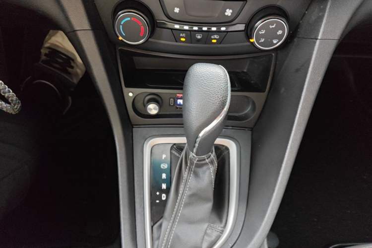 Used Buick GT 2021 Revised Version Flagship 1.5L Automatic Elite Edition Gear Lever