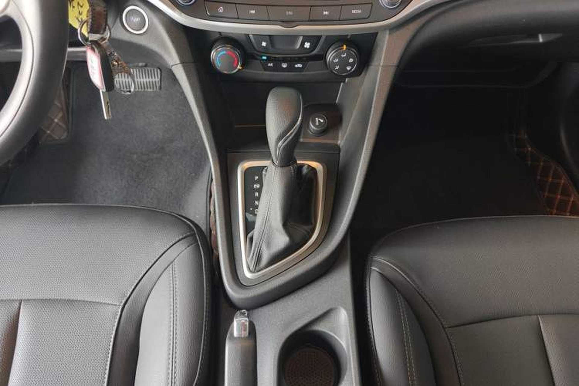 Used Buick GT 2021 Revised Version Flagship 1.5L Automatic Elite Edition Gear Lever