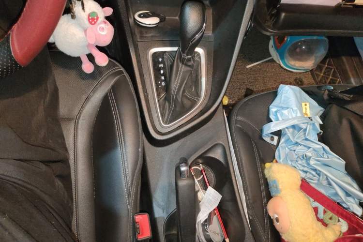 Used Buick GT 2021 Revised Version Flagship 1.5L Automatic Elite Edition Gear Lever