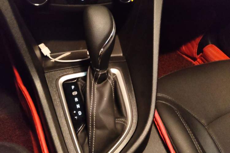 Used Buick GT 2021 Revised Version Flagship 1.5L Automatic Elite Edition Gear Lever