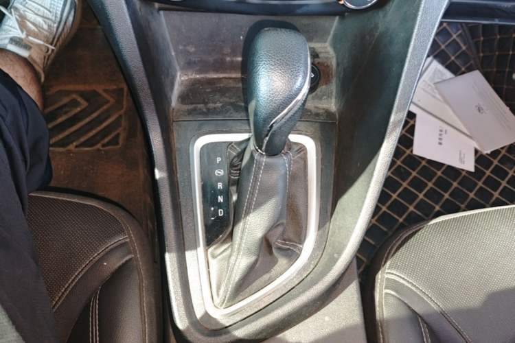 Used Buick GT 2021 Revised Version Flagship 1.5L Automatic Elite Edition Gear Lever