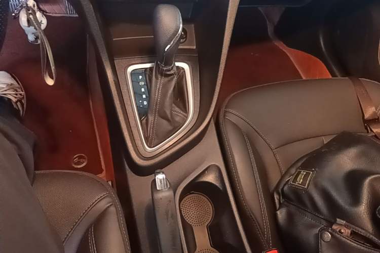 Used Buick GT 2021 Revised Version Flagship 1.5L Automatic Elite Edition Gear Lever
