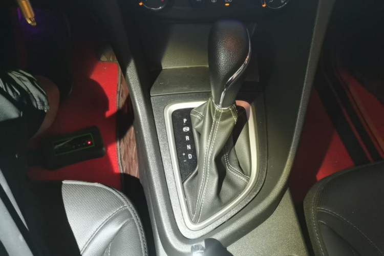 Used Buick GT 2021 Revised Version Flagship 1.5L Automatic Elite Edition Gear Lever