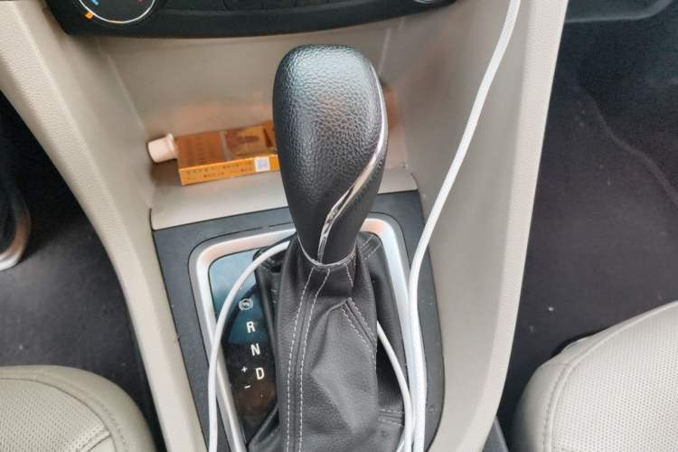 Used Buick GT 2021 Exemplar 1.5L Automatic Elite Version Gear Lever