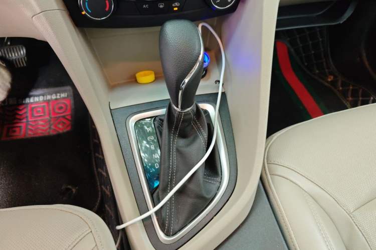 Used Buick GT 2021 Exemplar 1.5L Automatic Elite Version Gear Lever