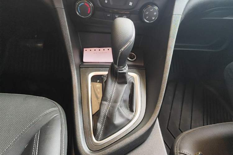 Used Buick GT 2021 Revised Version Flagship 1.5L Automatic Entry-Level Trim Gear Lever