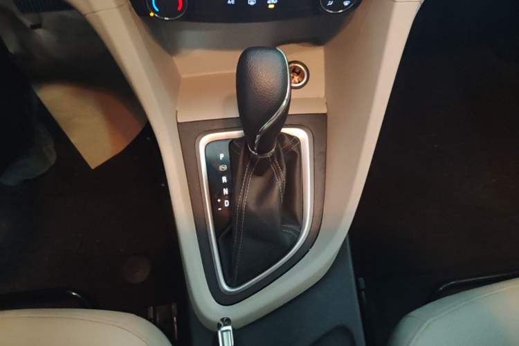 Used Buick GT 2021 Exemplar 1.5L Automatic Elite Version Gear Lever
