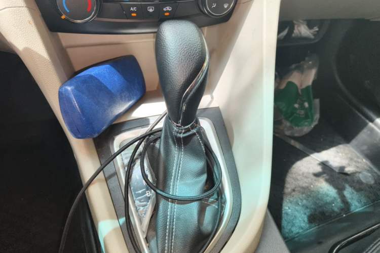 Used Buick GT 2021 Exemplar 1.5L Automatic Entry-Level Trim Gear Lever