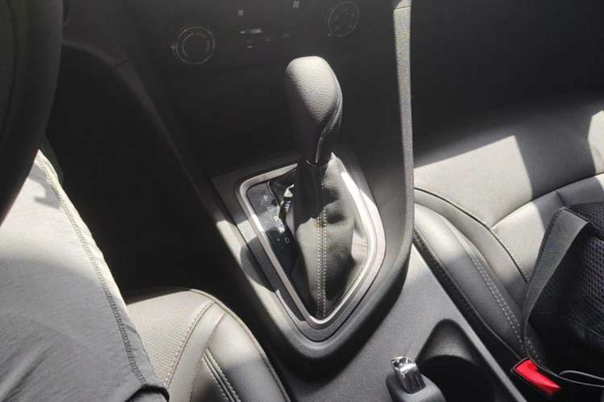 Used Buick GT 2021 Revised Version Flagship 1.5L Automatic Elite Edition Gear Lever