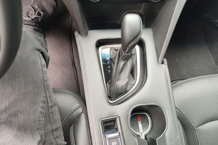 Used Buick GT 2021 Revised Version Flagship 1.5L Automatic Elite Edition Gear Lever