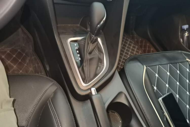 Used Buick GT 2021 Revised Version Flagship 1.5L Automatic Elite Edition Gear Lever
