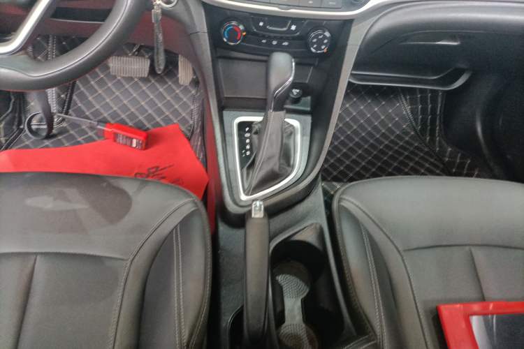 Used Buick GT 2021 Revised Version Flagship 1.5L Automatic Elite Edition Gear Lever