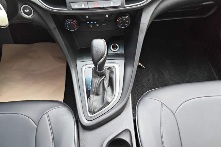 Used Buick GT 2021 Revised Version Flagship 1.5L Automatic Entry-Level Trim Gear Lever
