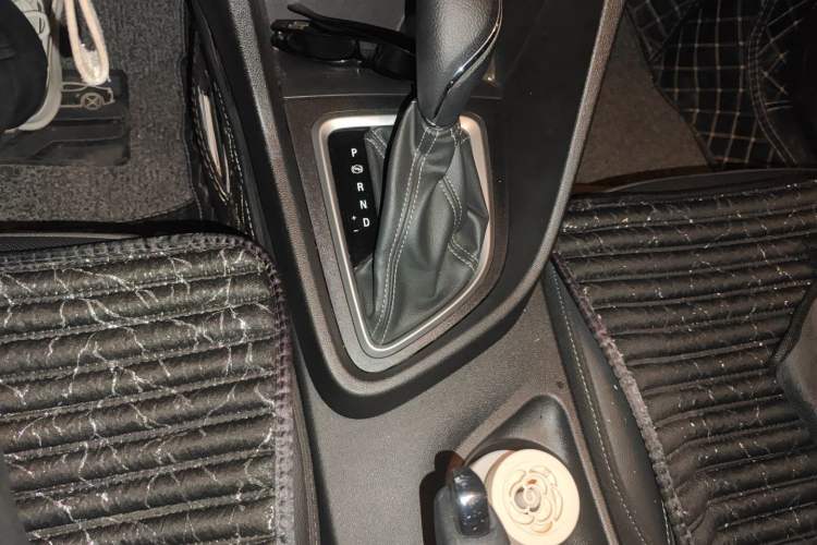 Used Buick GT 2021 Revised Version Flagship 1.5L Automatic Elite Edition Gear Lever