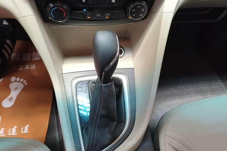 Used Buick GT 2021 Exemplar 1.5L Automatic Elite Version Gear Lever