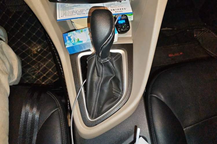Used Buick GT 2021 Exemplar 1.5L Automatic Entry-Level Trim Gear Lever