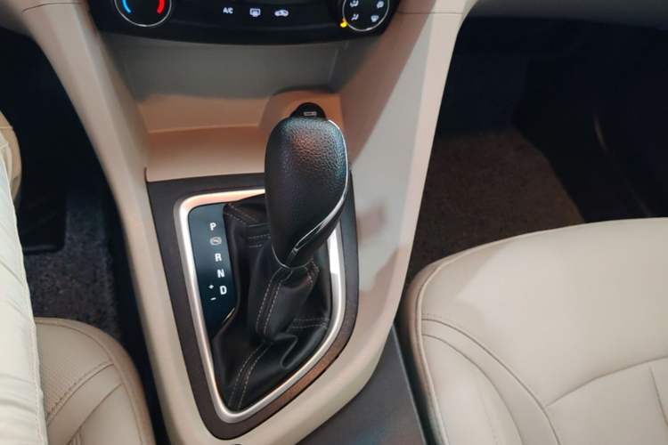 Used Buick GT 2021 Exemplar 1.5L Automatic Elite Version Gear Lever