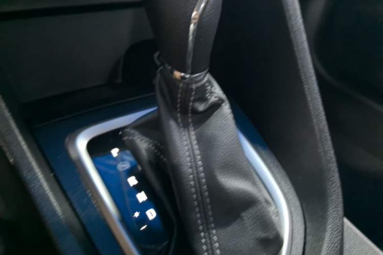 Used Buick GT 2021 Revised Version Flagship 1.5L Automatic Elite Edition Gear Lever