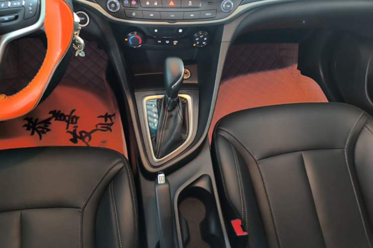 Used Buick GT 2021 Revised Version Flagship 1.5L Automatic Elite Edition Gear Lever