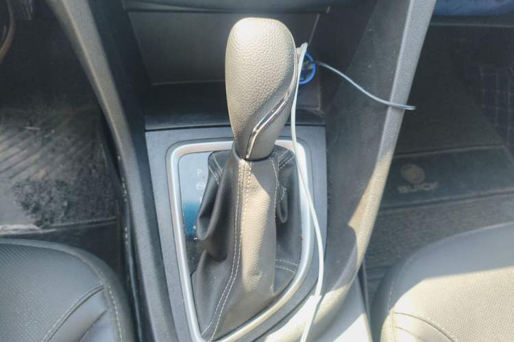 Used Buick GT 2021 Revised Version Flagship 1.5L Automatic Elite Edition Gear Lever
